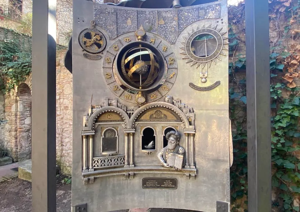 Jewish Girona and City Walls Tour - 2