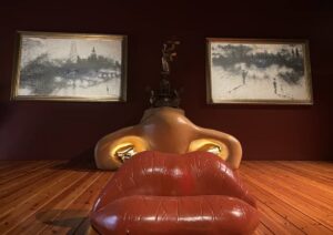 tour guiat del museu Dalí