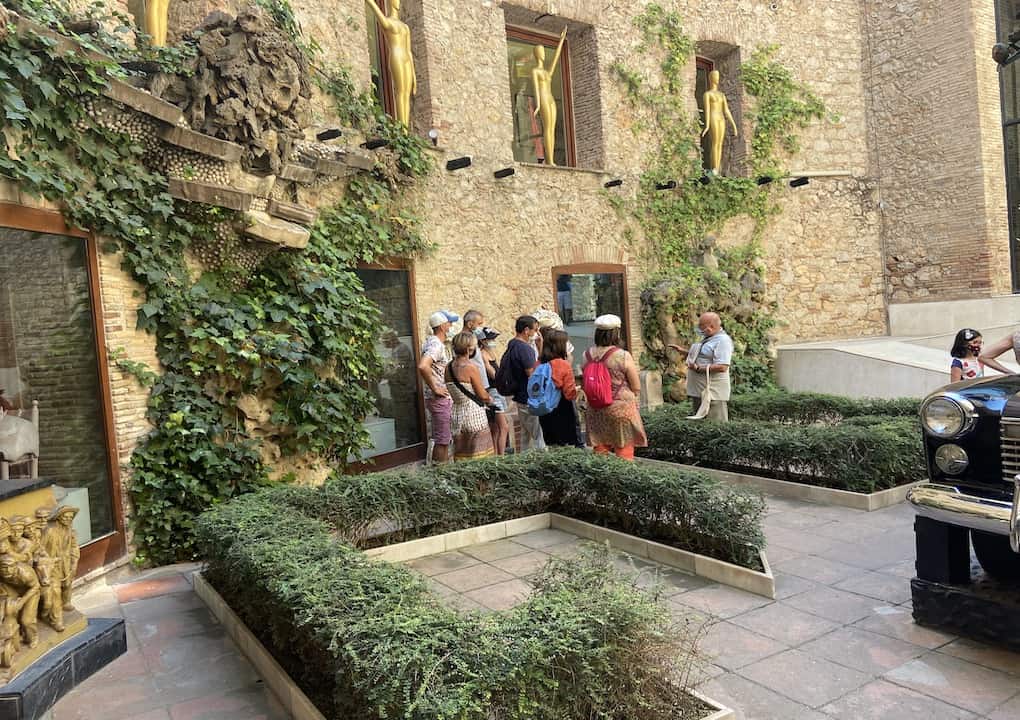 dalí museum guided tour